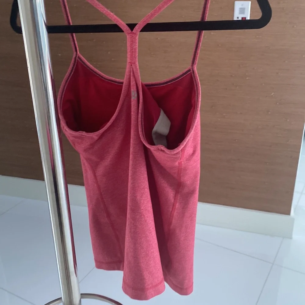 Lululemon top - Picture 3 of 4